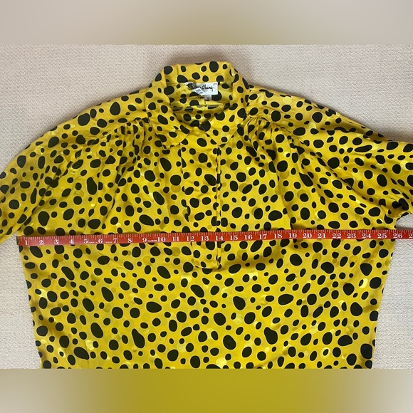 VINTAGE The Very Thing! 80s 90s Yellow & Black Polkadot Silk Blouse - Picture 4 of 11